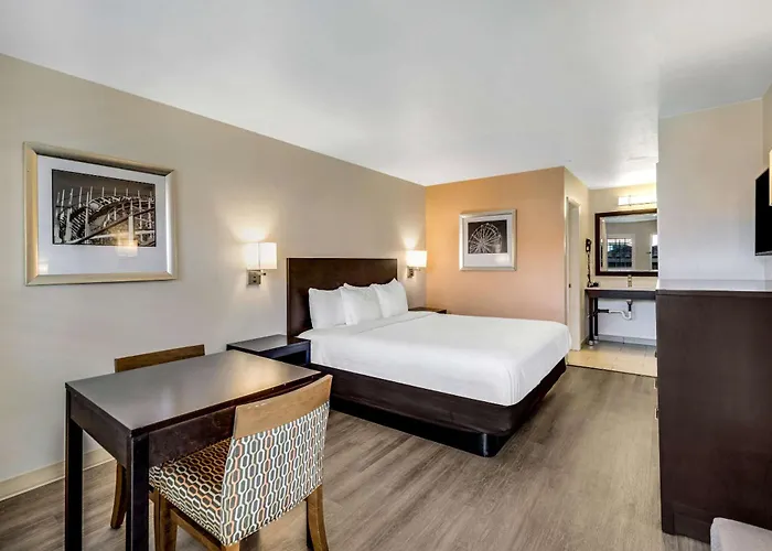 Comfort Inn Beach Boardwalk